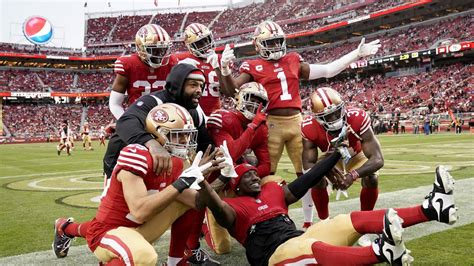 San Francisco 49ers vs Philadelphia Eagles .